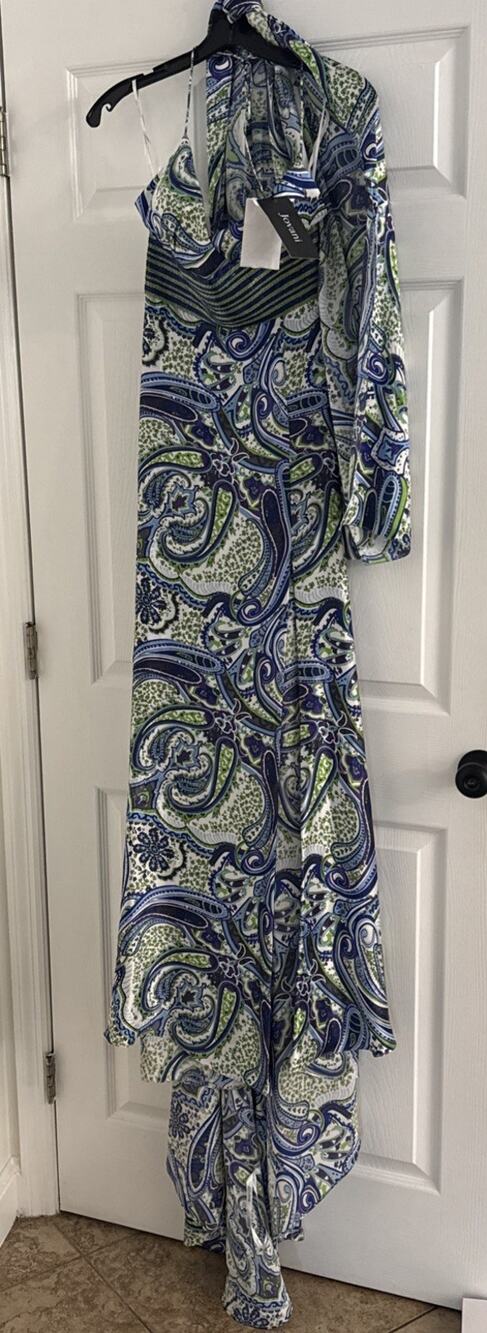 NWT Jovani Silk Beaded Paisley Halter Gown. Size 2.